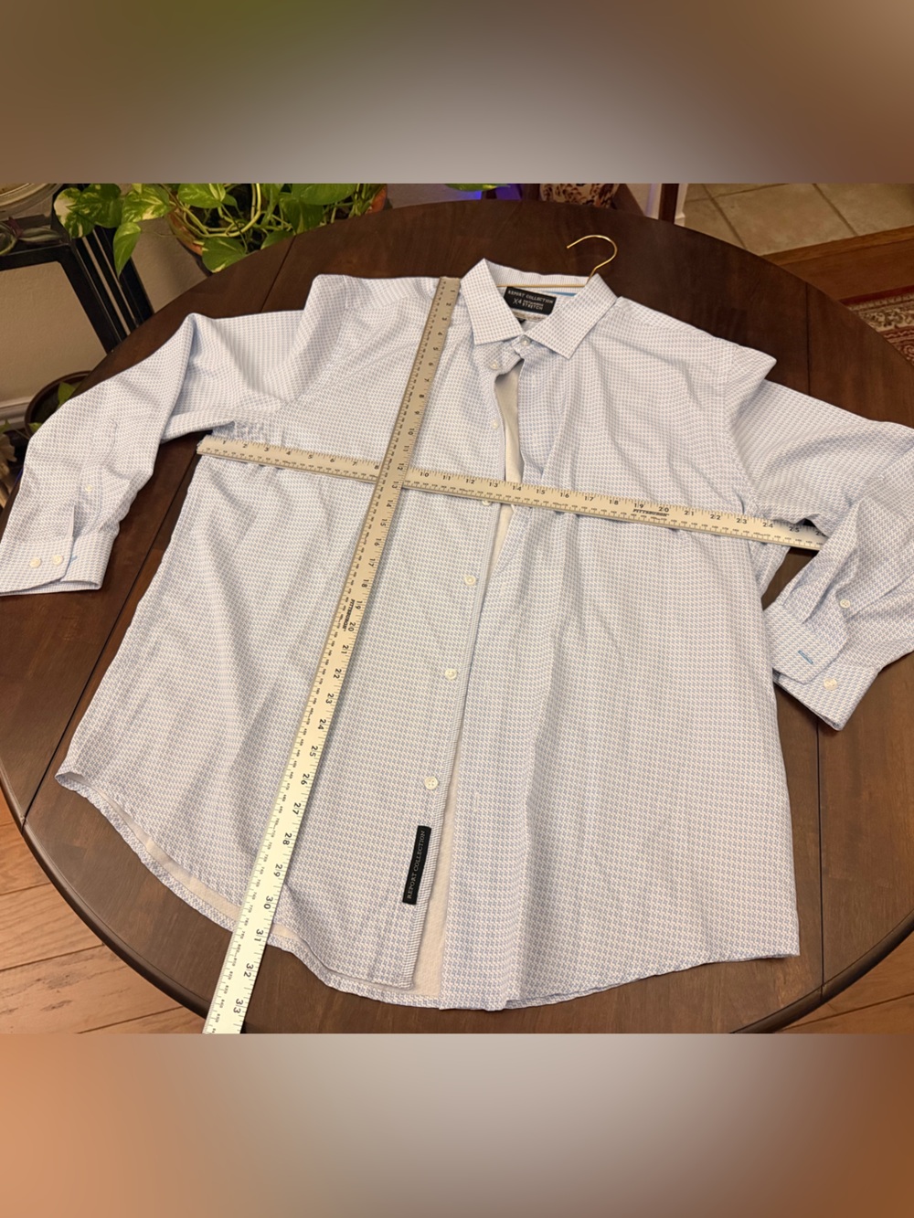 Banana Republic Light Blue Micro-Print Men's Dress Shirt
